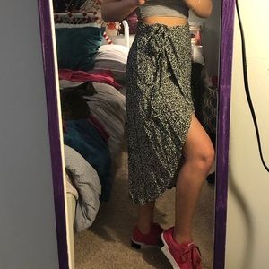 American Eagle wrap skirt